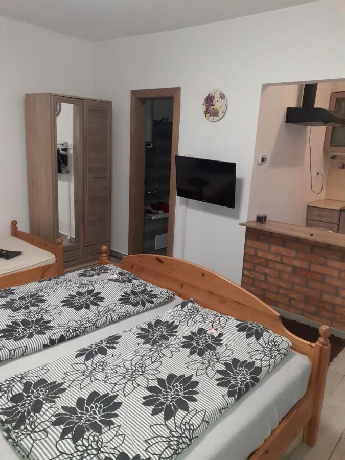 Oazis Apartman Sárospatak Εξωτερικό φωτογραφία