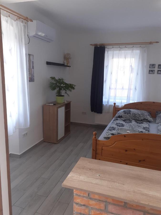 Oazis Apartman Sárospatak Εξωτερικό φωτογραφία