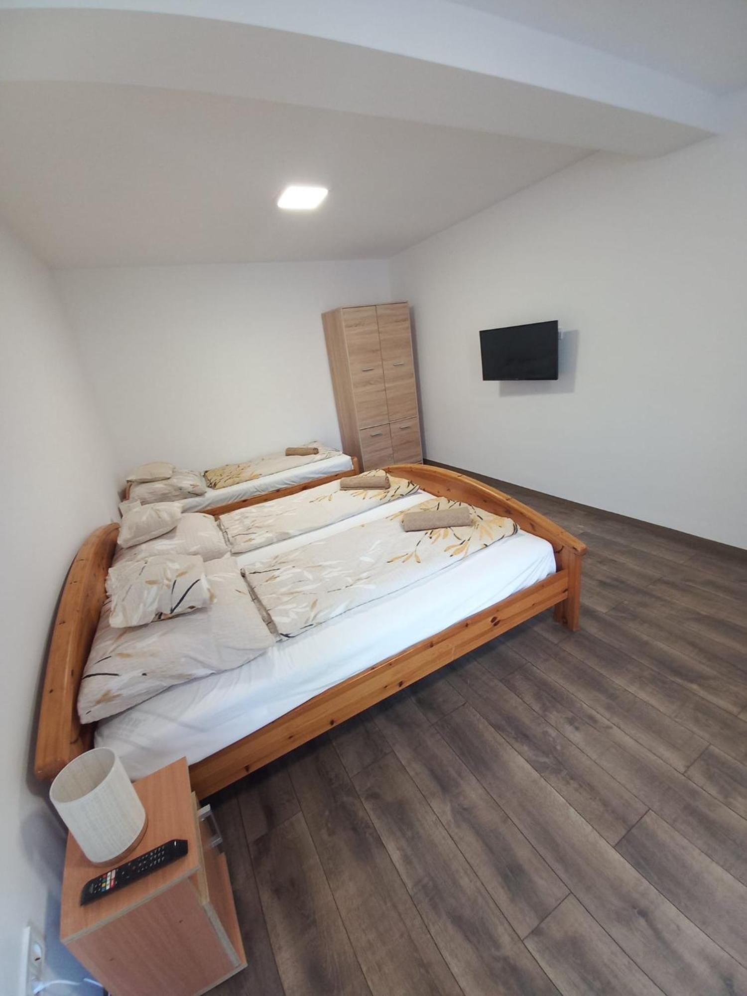 Oazis Apartman Sárospatak Εξωτερικό φωτογραφία