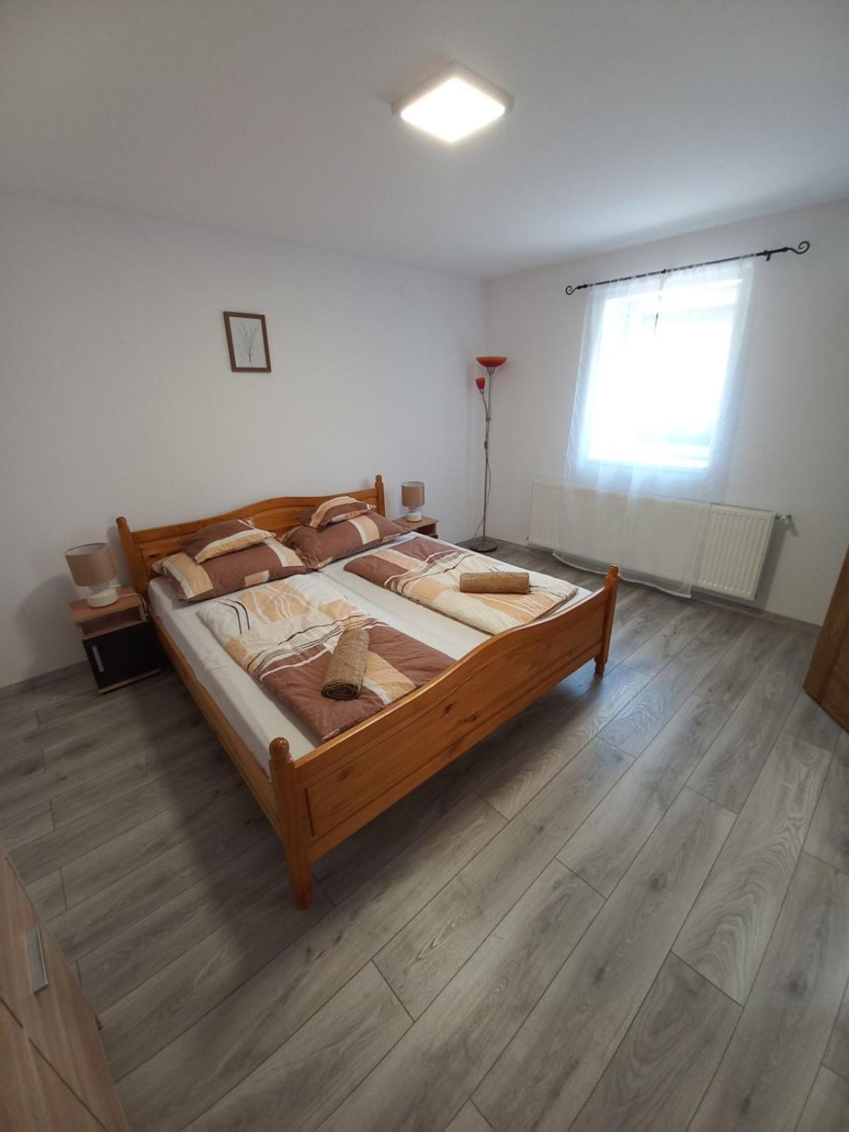 Oazis Apartman Sárospatak Εξωτερικό φωτογραφία
